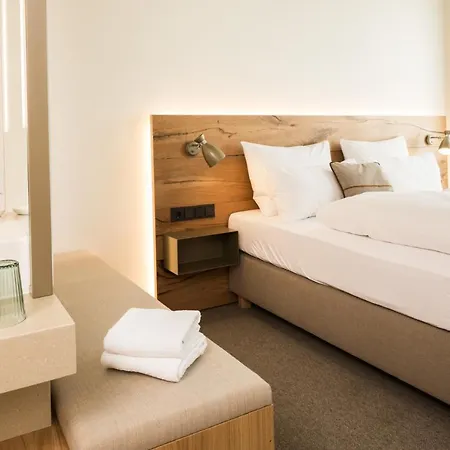 Acker מלון נויבורג אן דר דונאו