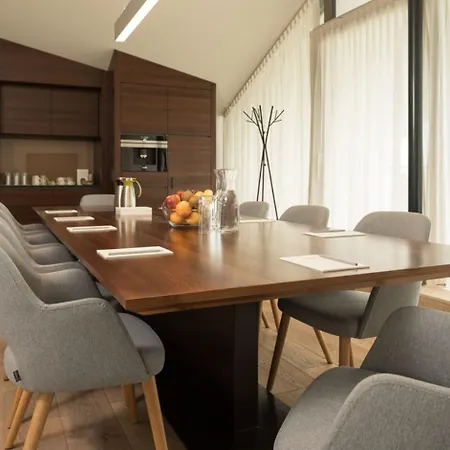 Acker Hotel 3*