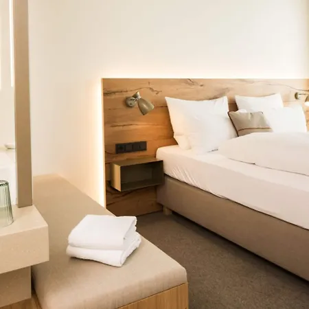 Hotel Acker 3*