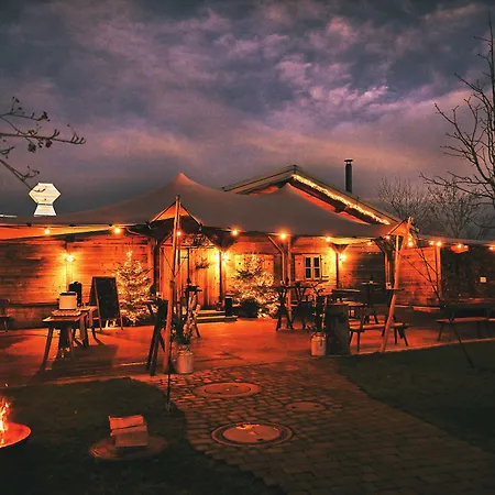 Acker Hotel 3*